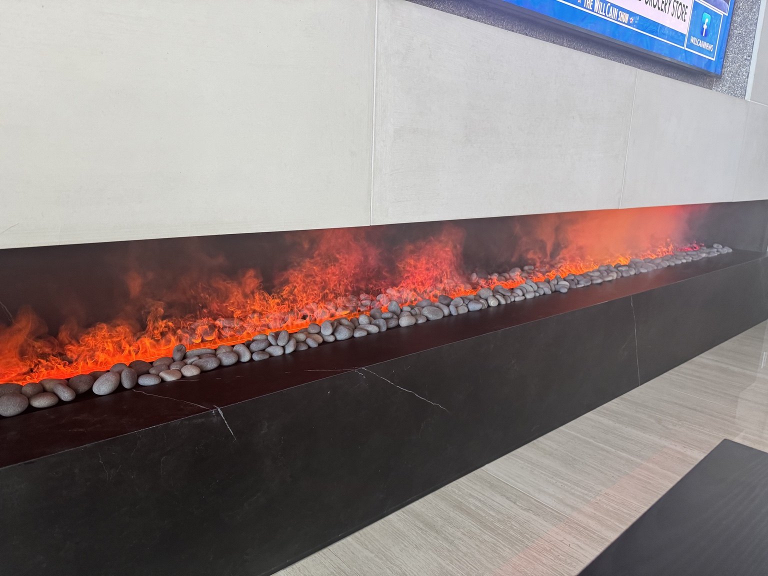 Long linear flame